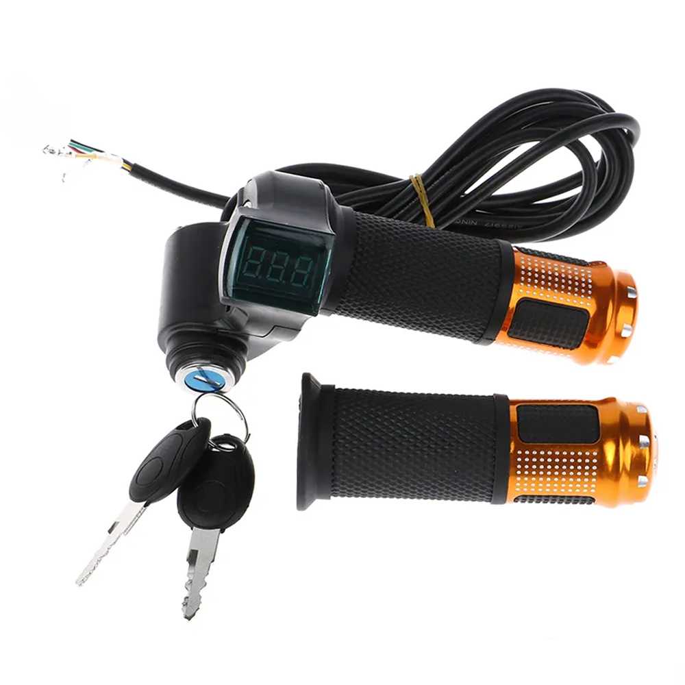 PUÑO CON LLAVE DE CONTACTO Y VOLTIMETRO DIGITAL (DORADO)?1785194371